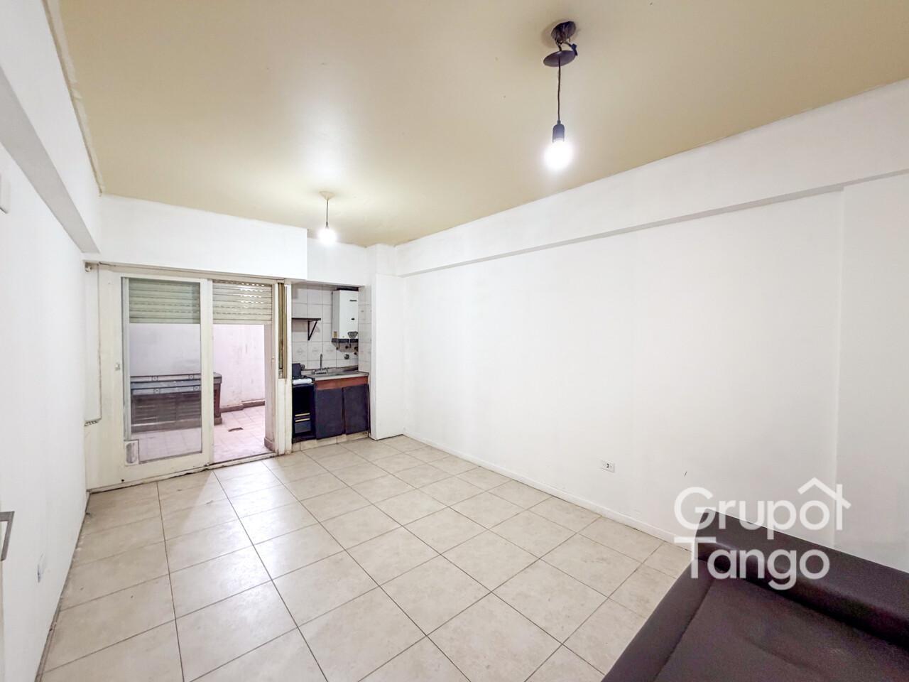 Foto de Venta Departamento Monoambiente Villa Crespo Patio Apto Credito, imagen 2