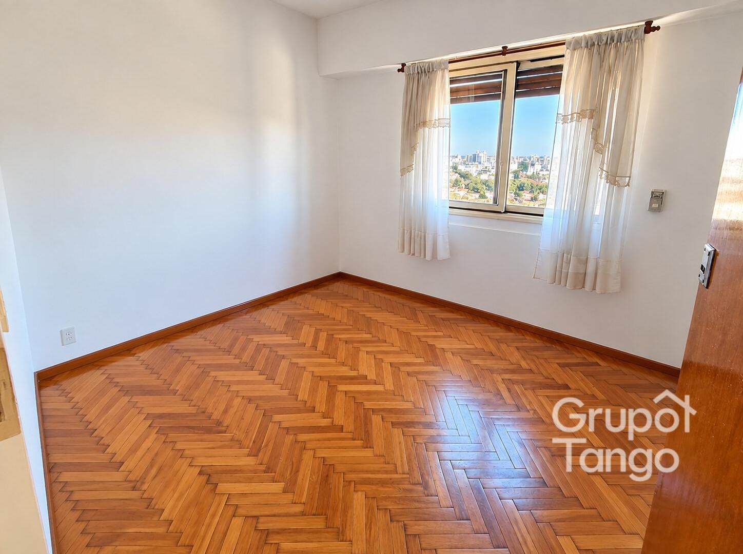 Foto de Venta Departamento Tres Ambientes Belgrano Frente Balcón Apto Credito, imagen 5