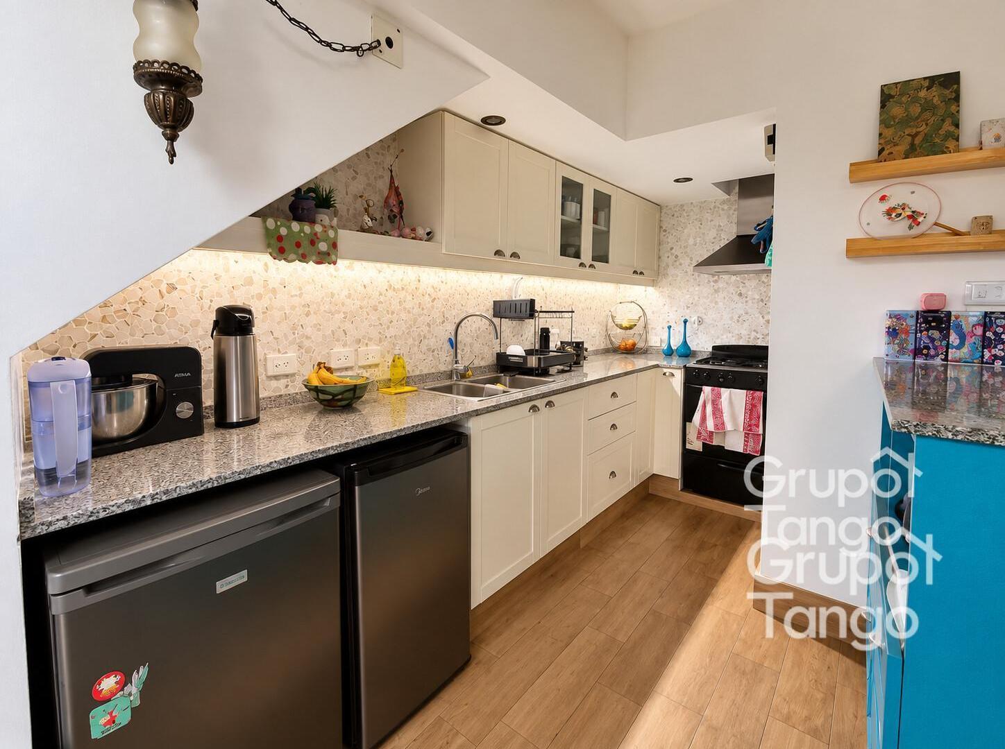 Foto de Venta Ph dos ambientes Villa Devoto Apto Credito Patio, imagen 5