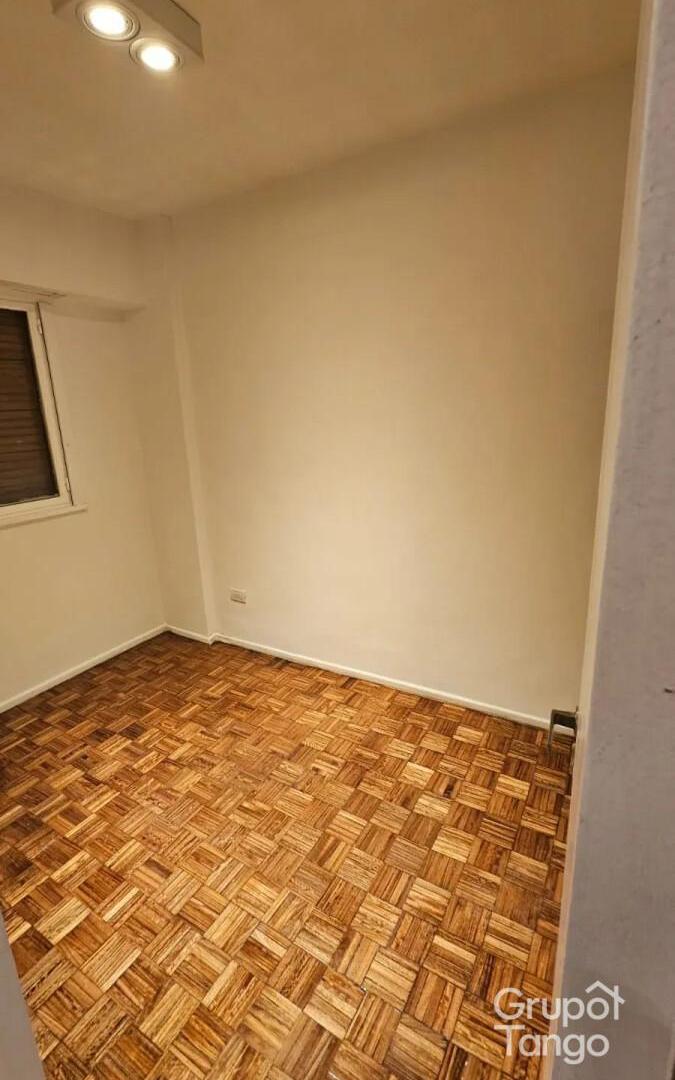 Foto de Venta Departamento Dos Ambientes en Belgrano, imagen 3