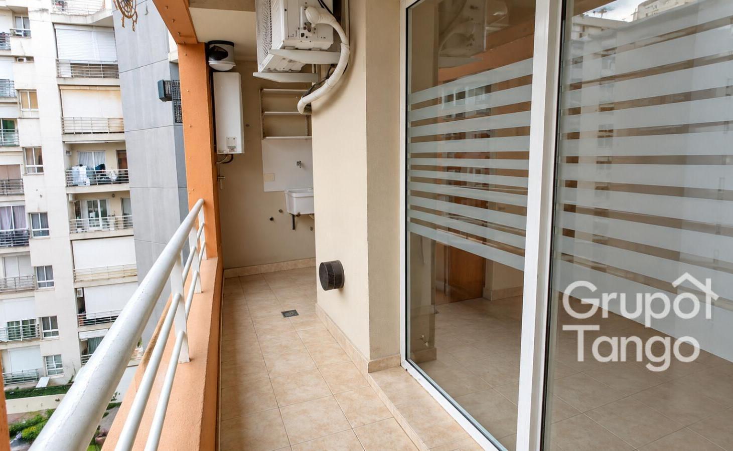 Foto de Venta Departamento Floresta Dos Ambientes Balcón Apto Credito, imagen 5