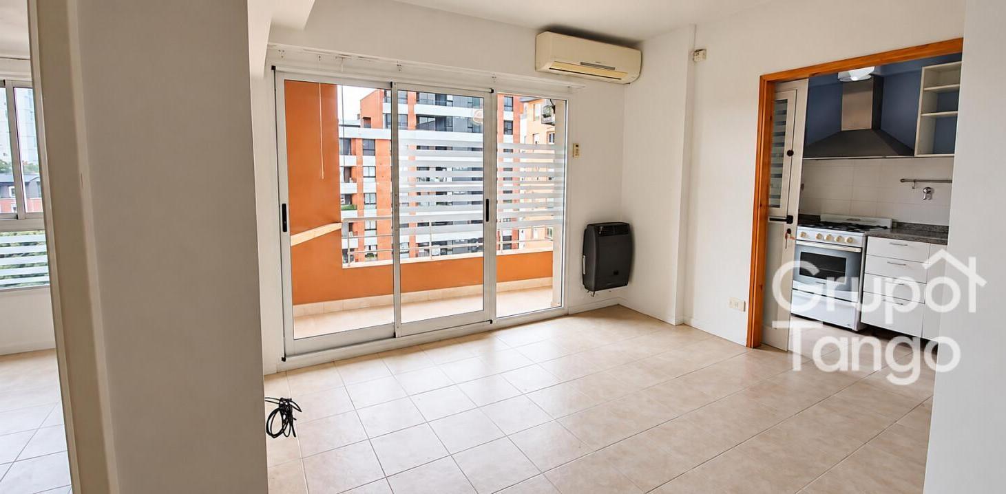Foto de Venta Departamento Floresta Dos Ambientes Balcón Apto Credito, imagen 1