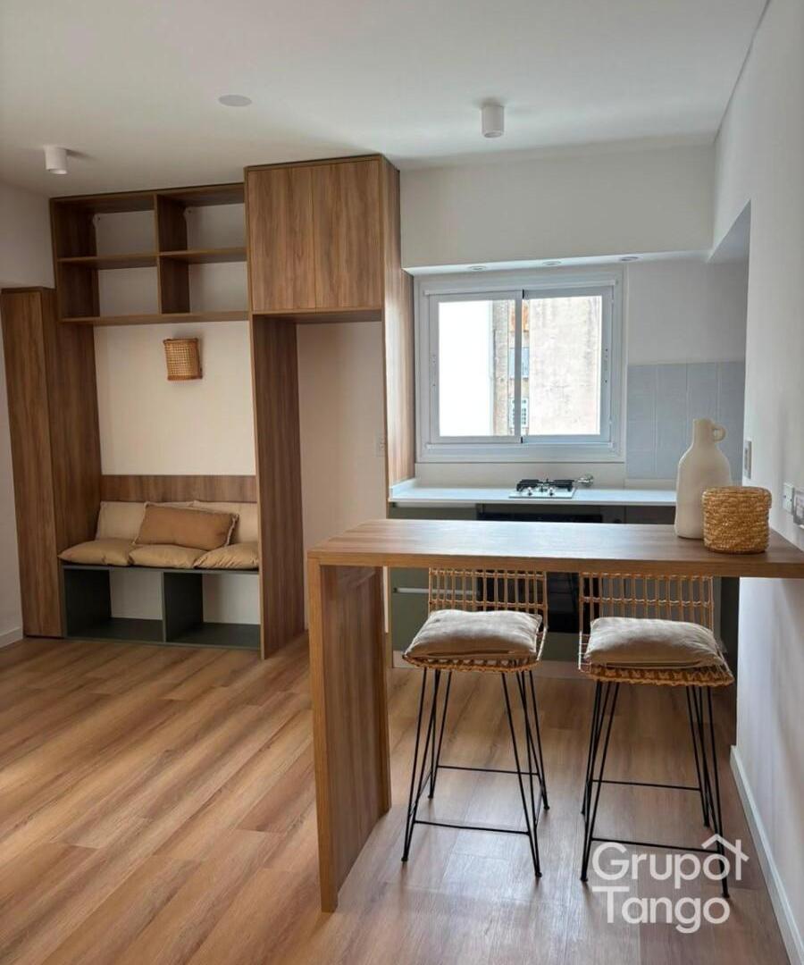 Foto de Venta Departamento Monoambiente en Recoleta con Balcon, imagen 2