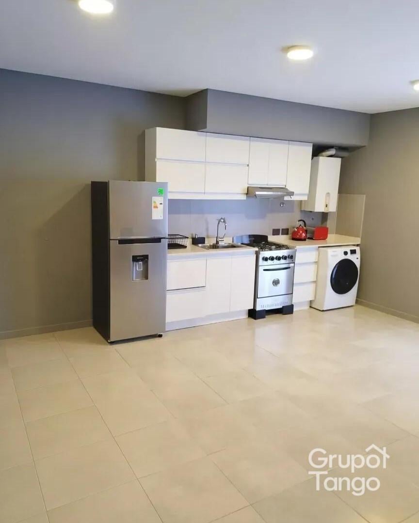 Foto de Venta Departamento Dos Ambientes en Villa Pueyrredon con Balcon, imagen 1