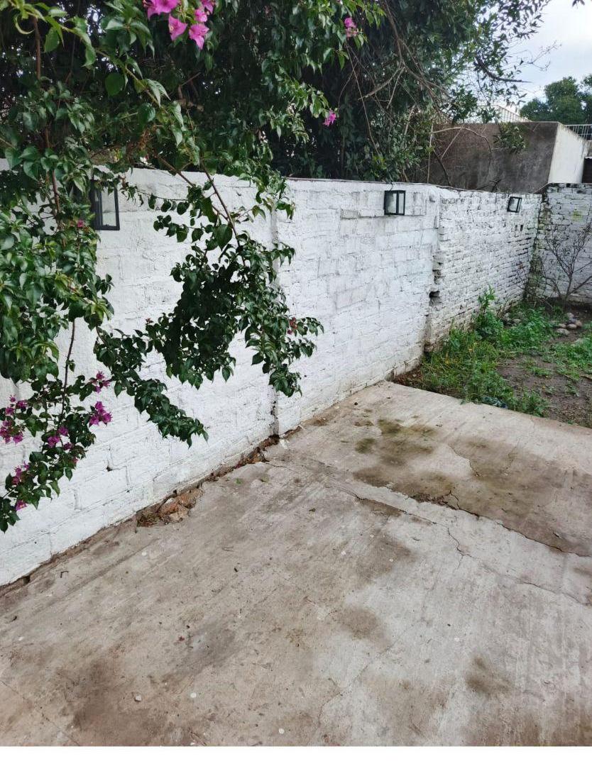 Foto de PH en planta baja con jardín, cochera y 2 dormitorios, imagen 4