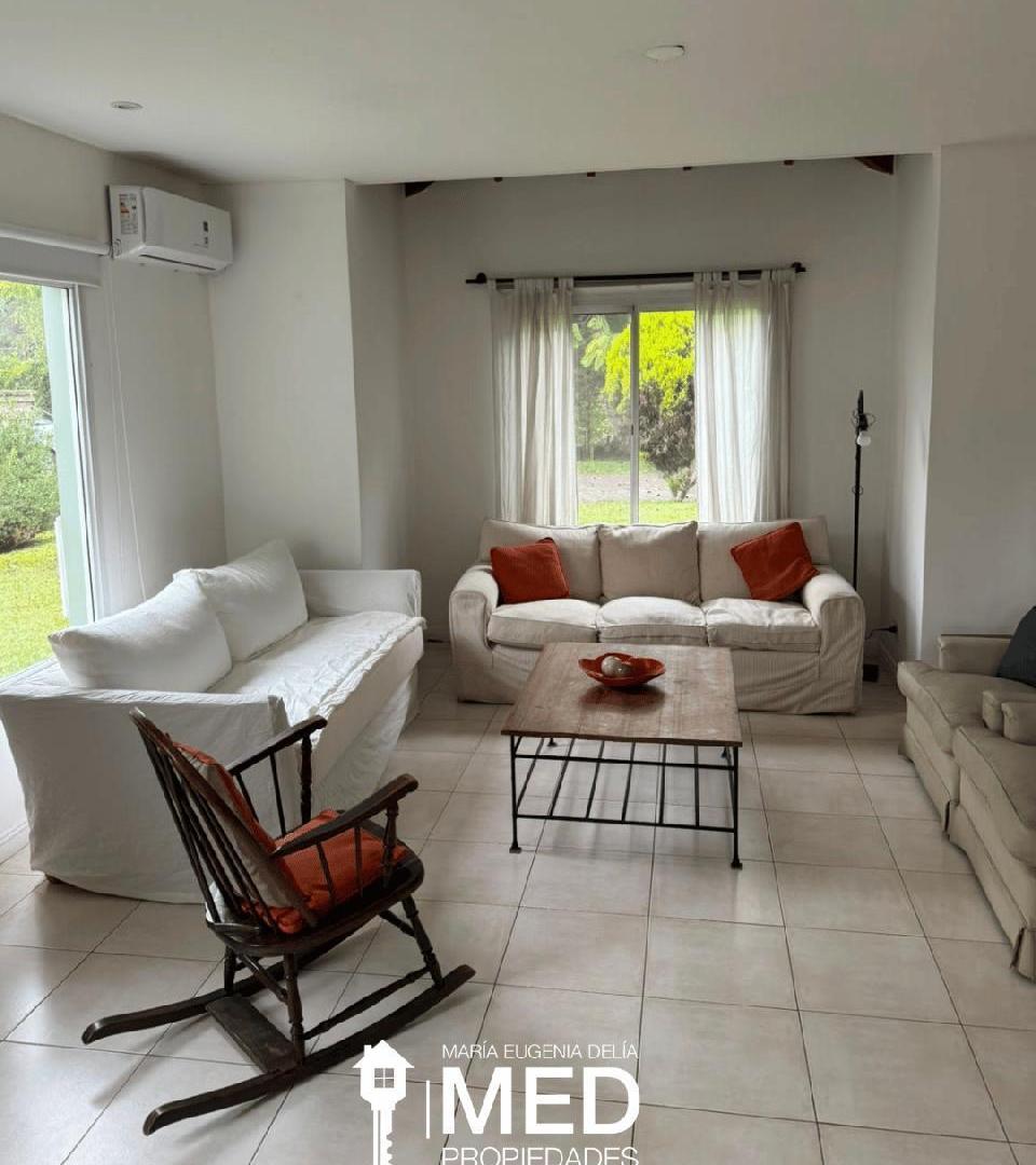 Foto de Casa 4 ambientes- Venta- Pilar- Barrio El Molino, imagen 2