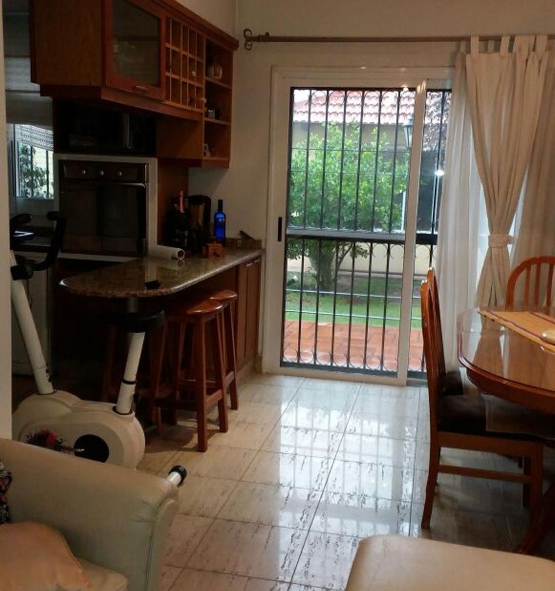 Venta de Casa con Piscina Quinch0 y Depto Interno 3