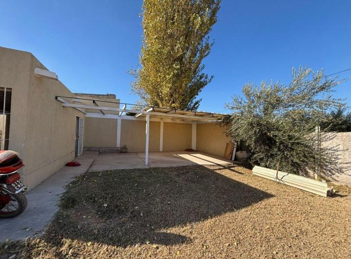VENTA CASA, EL SAUCE GUAYMALLÉN, BARRIO EL ALTILLO 2