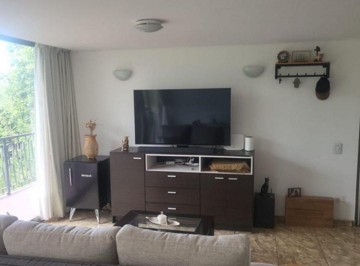 VENTA Departamento categoría en calle Emilio Civit 3