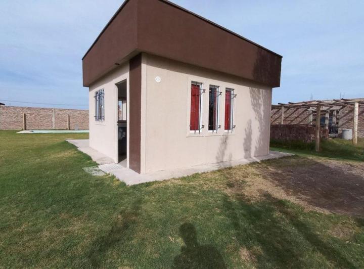 VENTA LOTE CON CASA Y PISCINA CORRALITOS GLLÈN 3