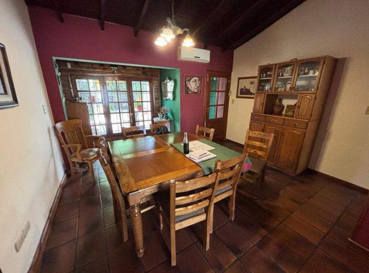 CASA EN VENTA + CONSULTORIOS, BOMBAL GODOY CRUZ. 5