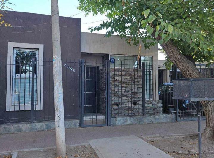 Venta casa en B° Santa Ana. Excelente, Guaymallén. 5