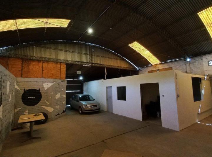 Casa, galpón y departamento en Venta - Guaymallén 3