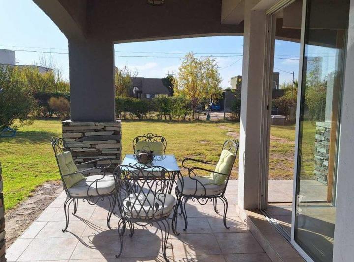 CASA EN VENTA BARRIO PRIVADO MAIPU, LUNLUNTA 4