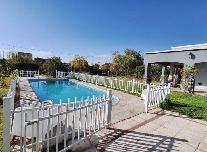 CASA EN VENTA BARRIO PRIVADO MAIPU, LUNLUNTA 3