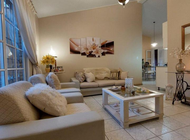 VENTA CASA LAS HERAS MENDOZA 3