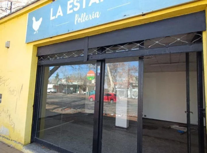 LOCAL EN ALQUILER APTO PARA NEGOCIO. 5