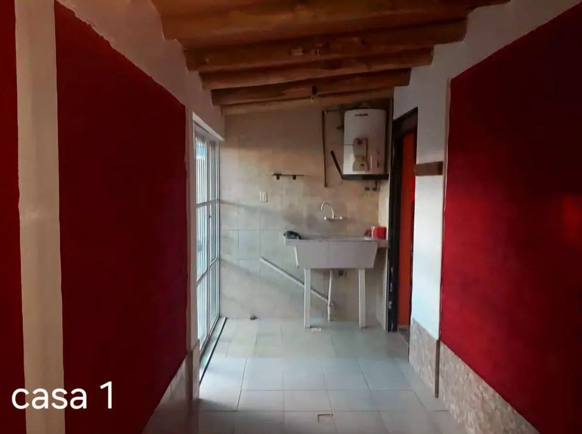 VENTA DE CASA + 2 DEPARTAMENTO GUAYMALLÉN 2