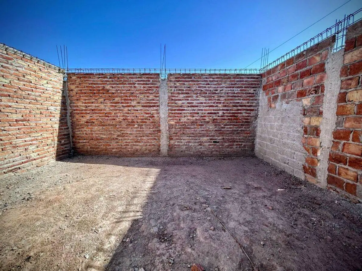 CASA EN POZO DOS HAB. BARRIO ANDESMAR GUAYMALLEN 5