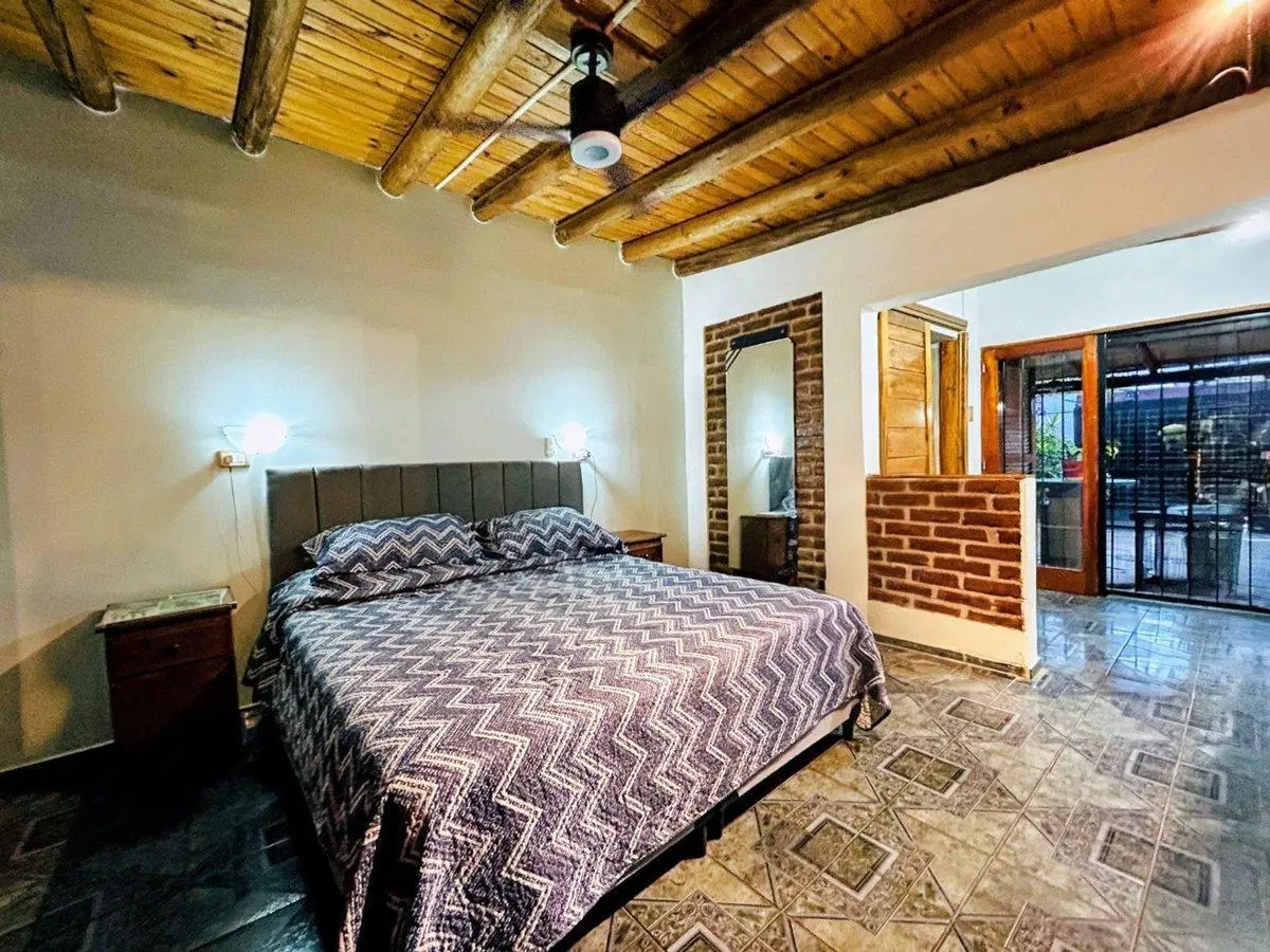 CASA EN VENTA, DORREGO, GUAYMALLÉN, APTO CRÉDITO 5