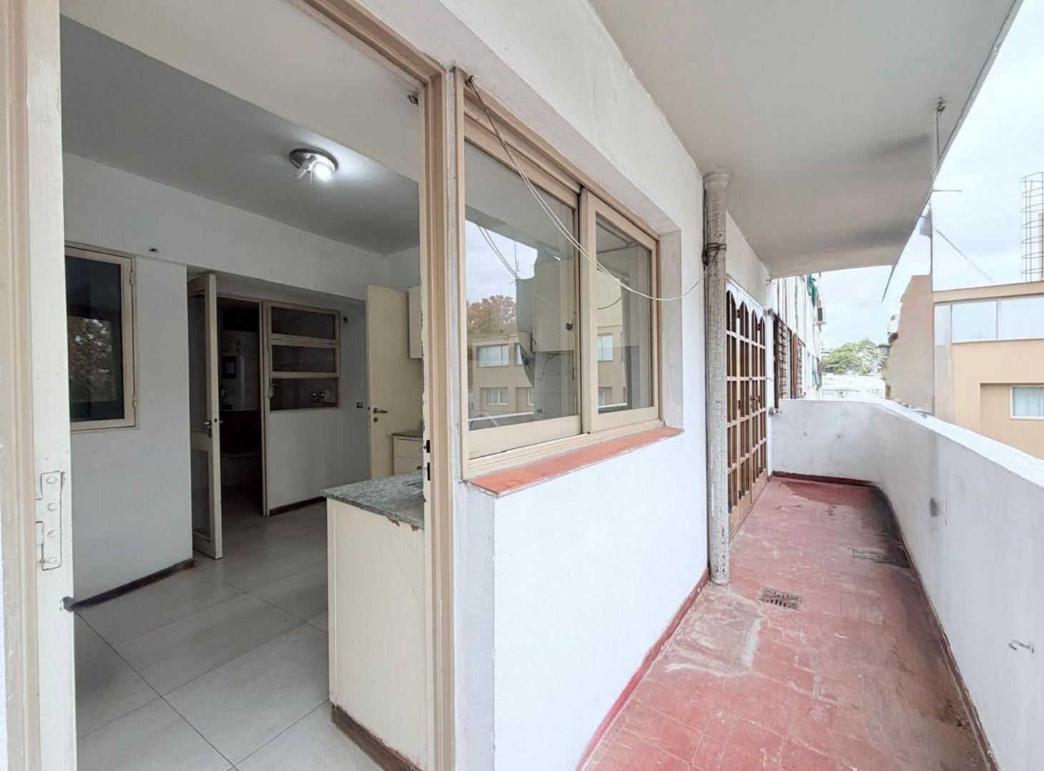 DEPARTAMENTO EN PLENA CAPITAL, DOS HABITACIONES