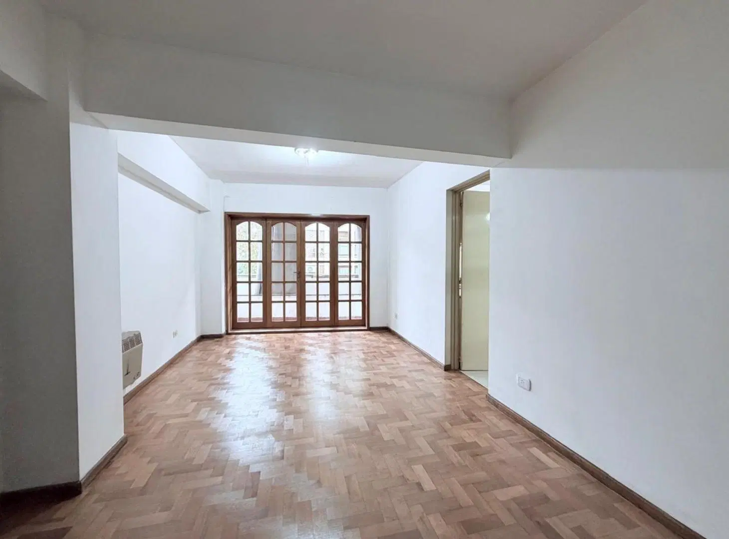 DEPARTAMENTO EN PLENA CAPITAL, DOS HABITACIONES 4