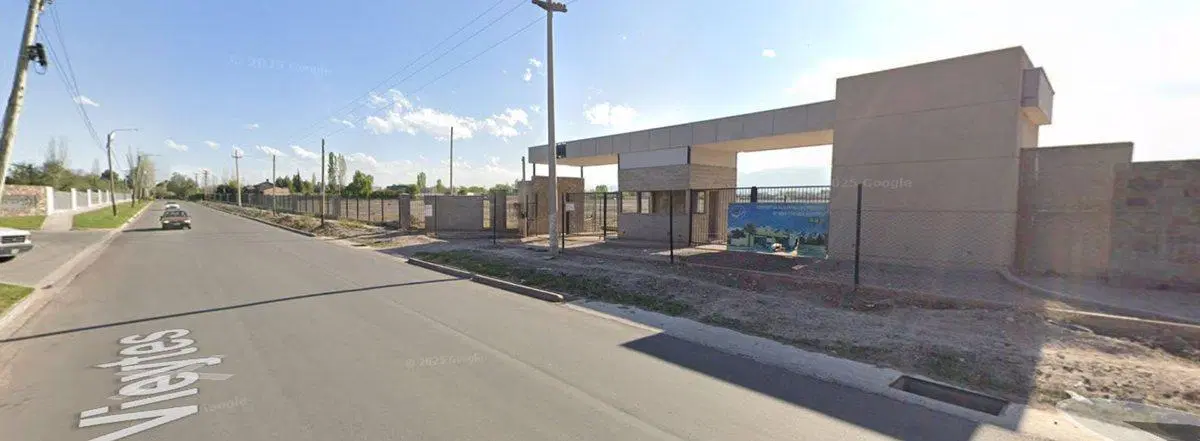 VENTA LOTE BARRIO AGUA Y ENERGIA CARRODILLA LUJAN 4