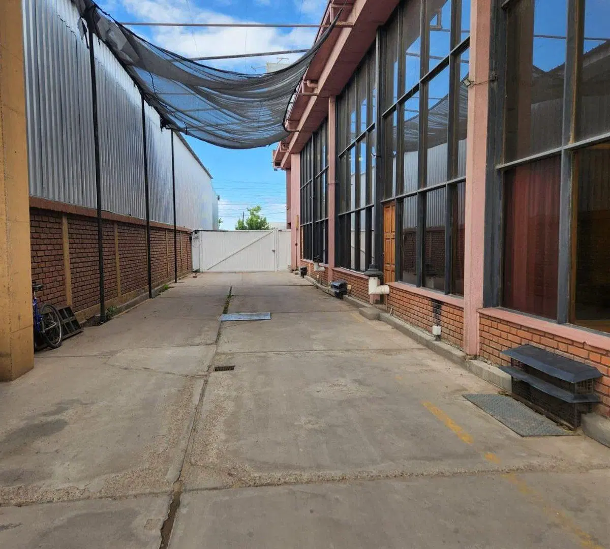 ALQUILER OFICINAS GALPON MENDOZA RODRIGUEZ PEÑA 2