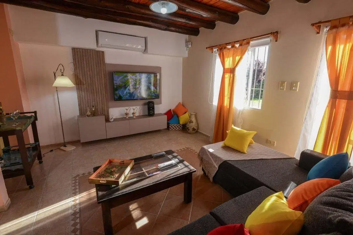 VENTA CASA, MAIPU BARRIO CERRADO 3 HABITACIONES 3