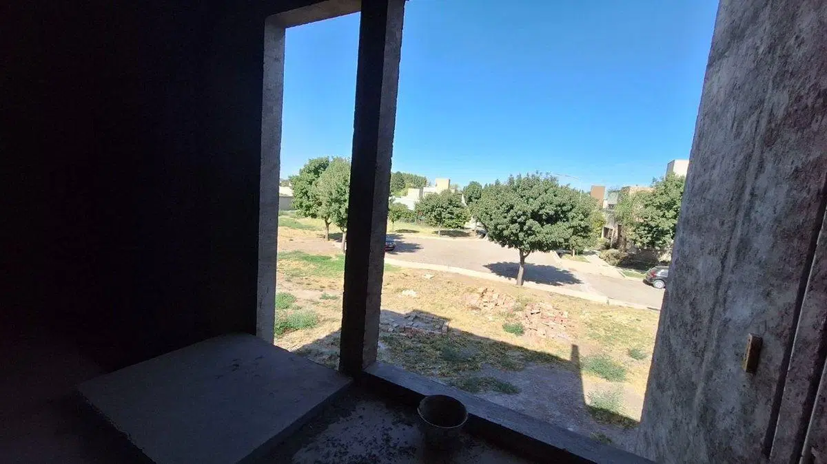 OPORTUNIDAD DE INVERSIÓN CASA EN BARRIO PRIVADO 4