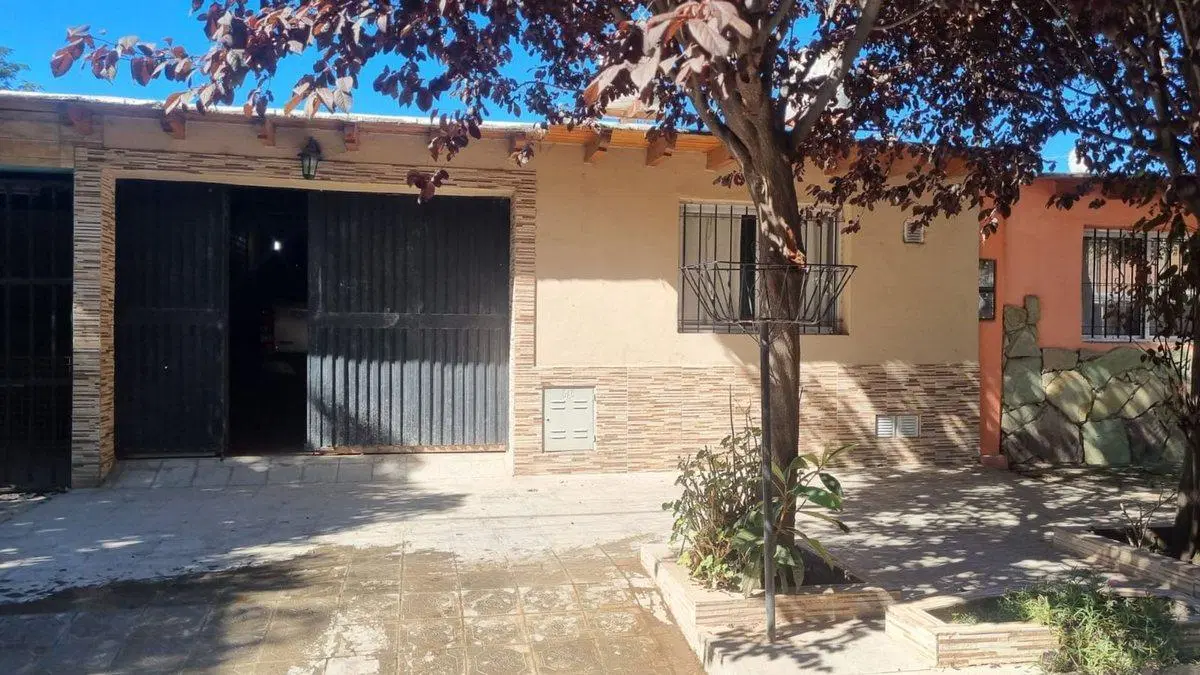 CASA EN VENTA EN LAS HERAS 5