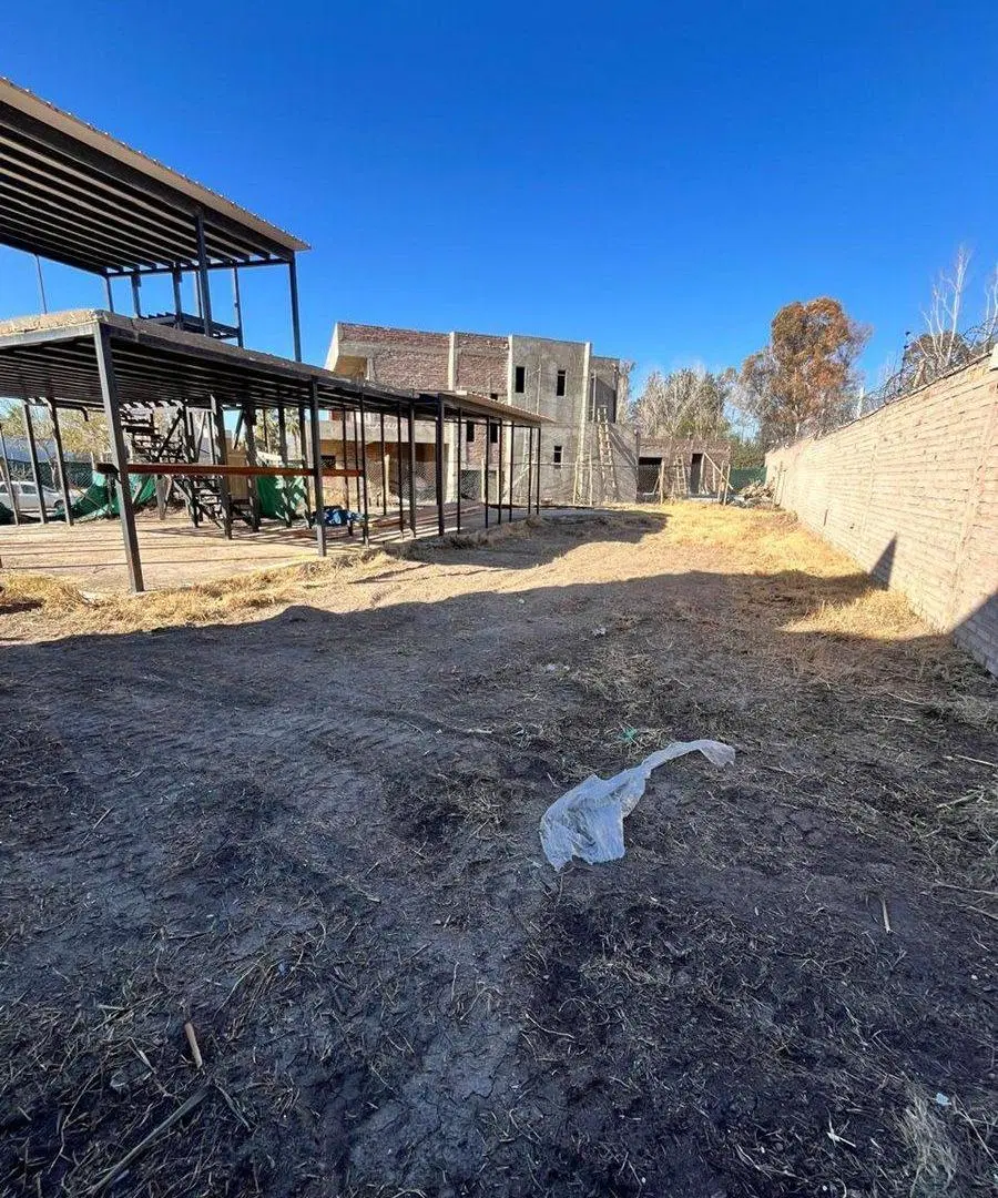 VENTA DE LOTE CON OBRA INICIADA EN STEEL FRAME 2