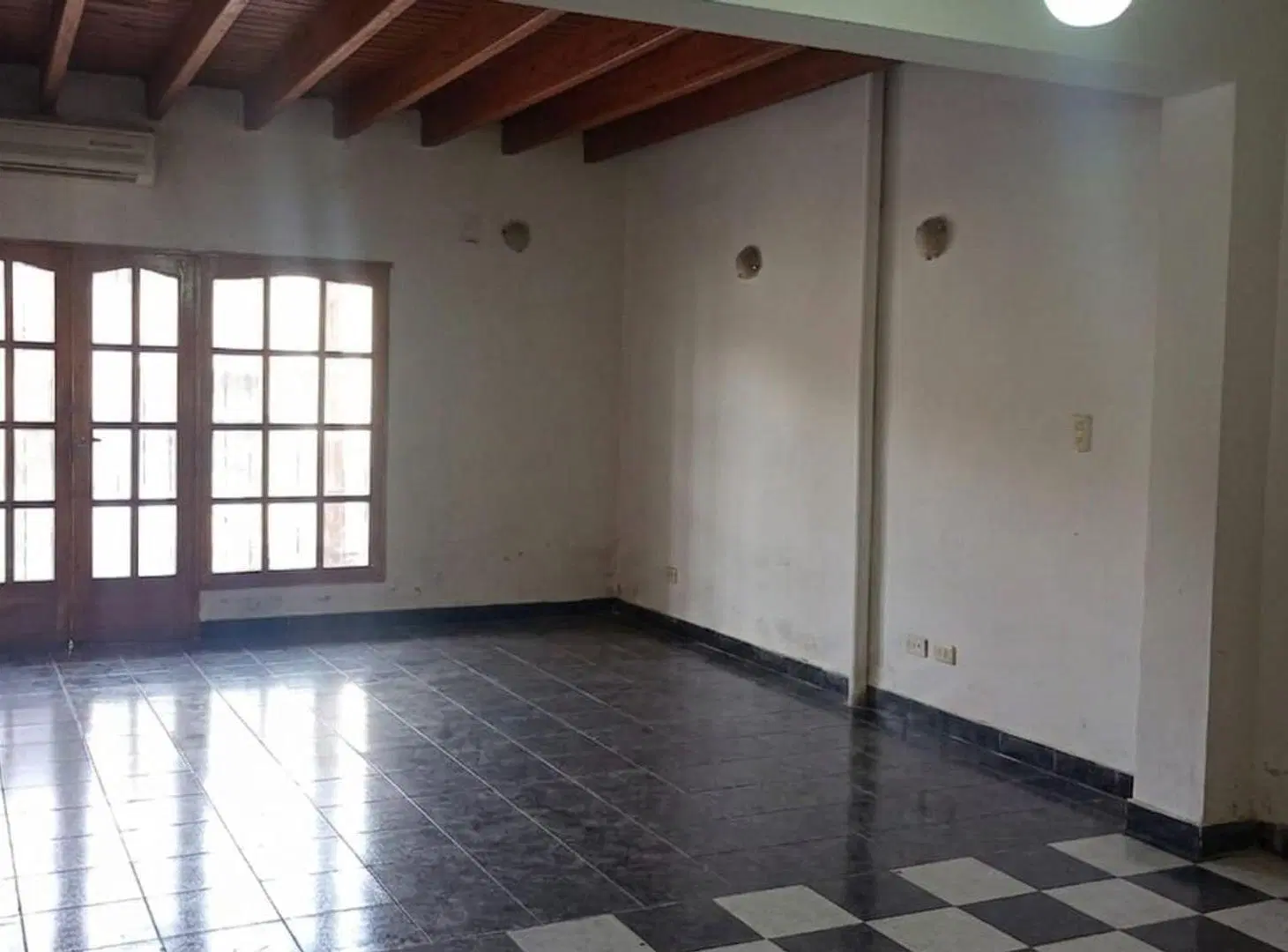 CASA EN VENTA EN LAS HERAS 5
