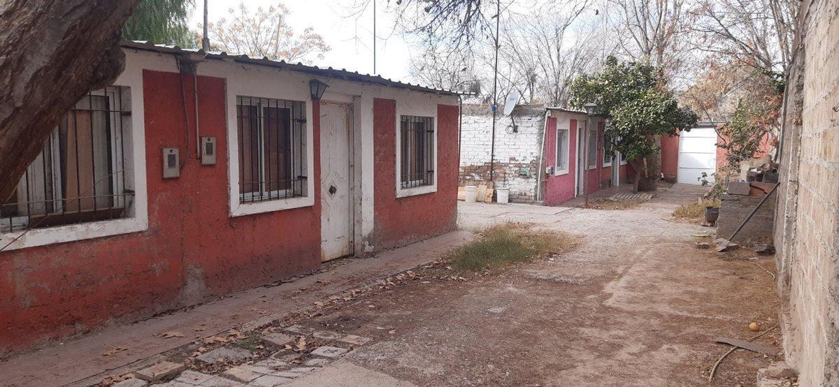 CASA + 7 DEPARTAMENTOS