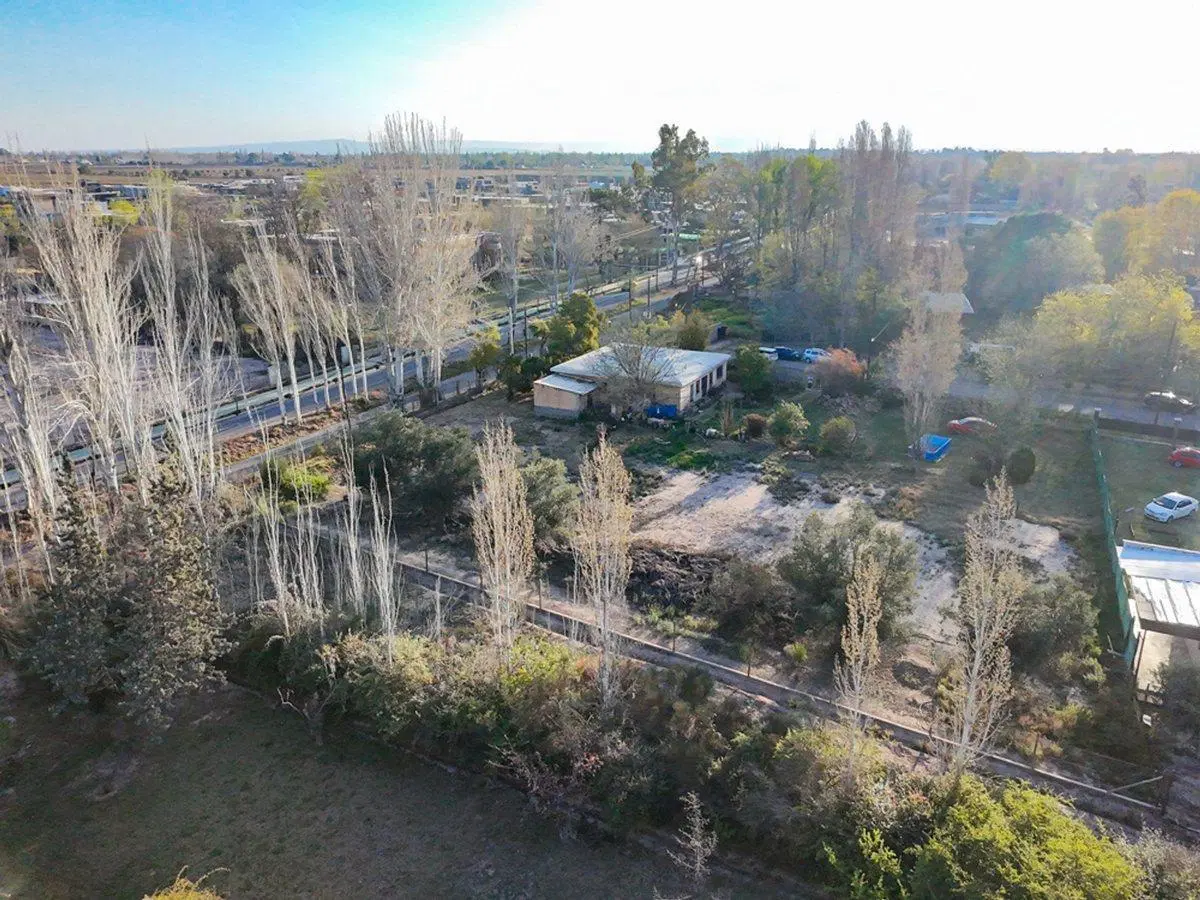VENTA DE EXCELENTE PROPIEDAD CHACRAS DE CORIA 4