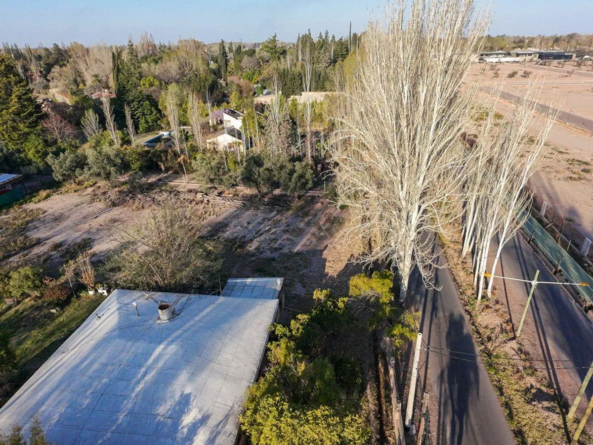 VENTA DE EXCELENTE PROPIEDAD CHACRAS DE CORIA 5