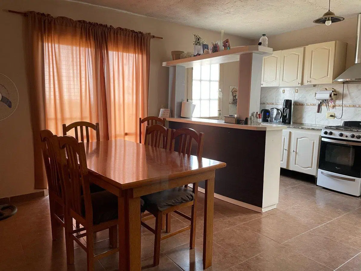Se vende casa en el Challao, las heras 8
