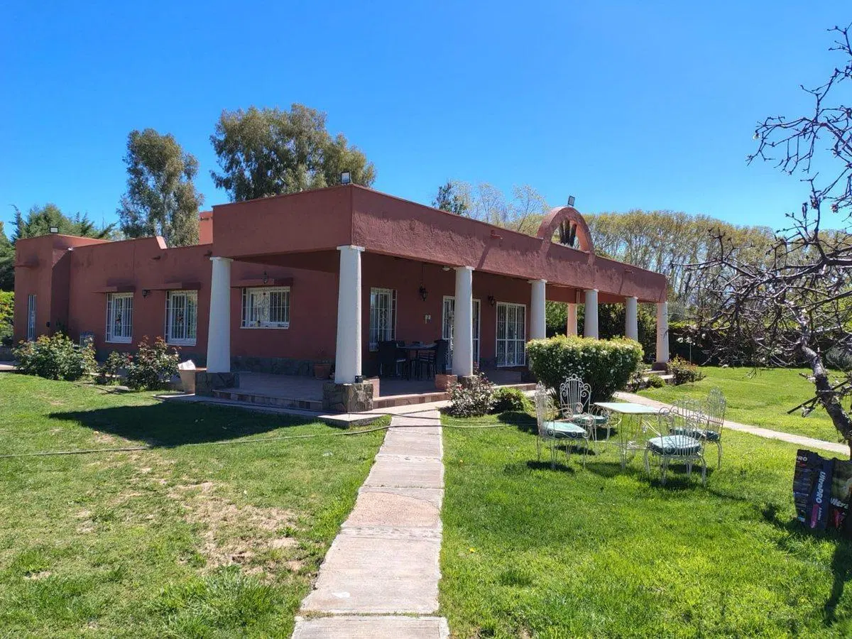 Se vende casa Apta crédito en Lujan , Mendoza 2
