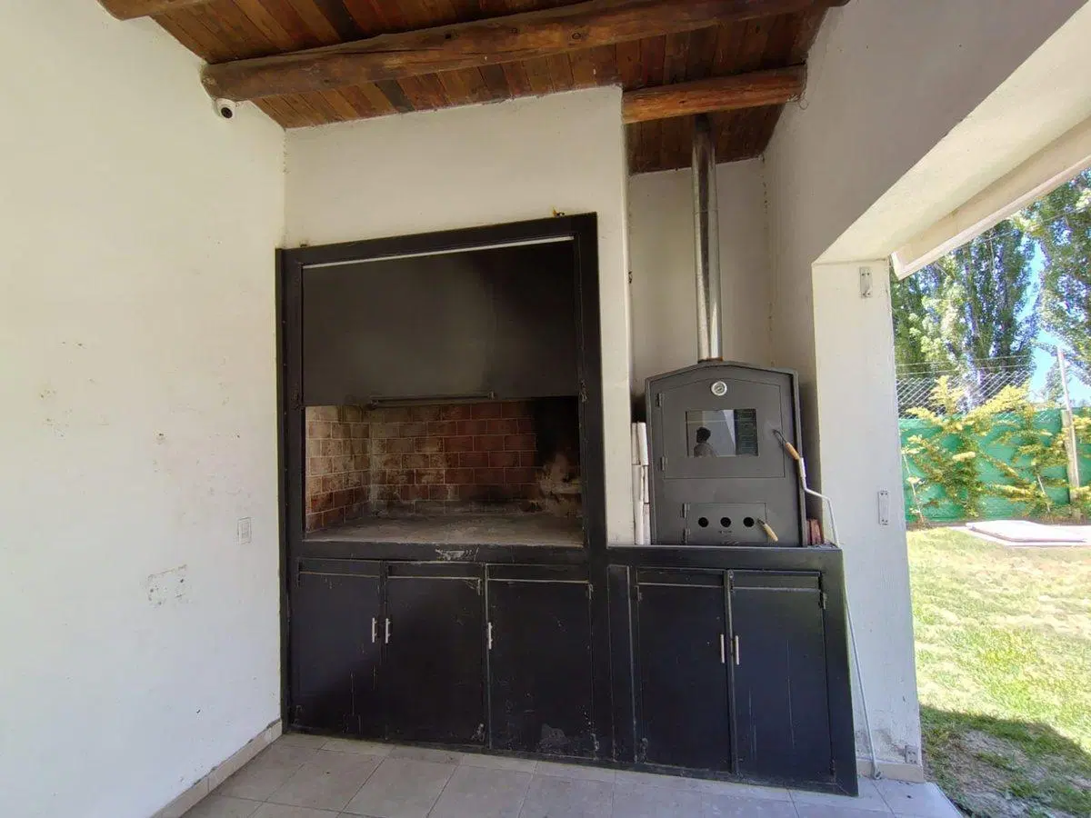 Se vende casa en Maipú, Mendoza 2