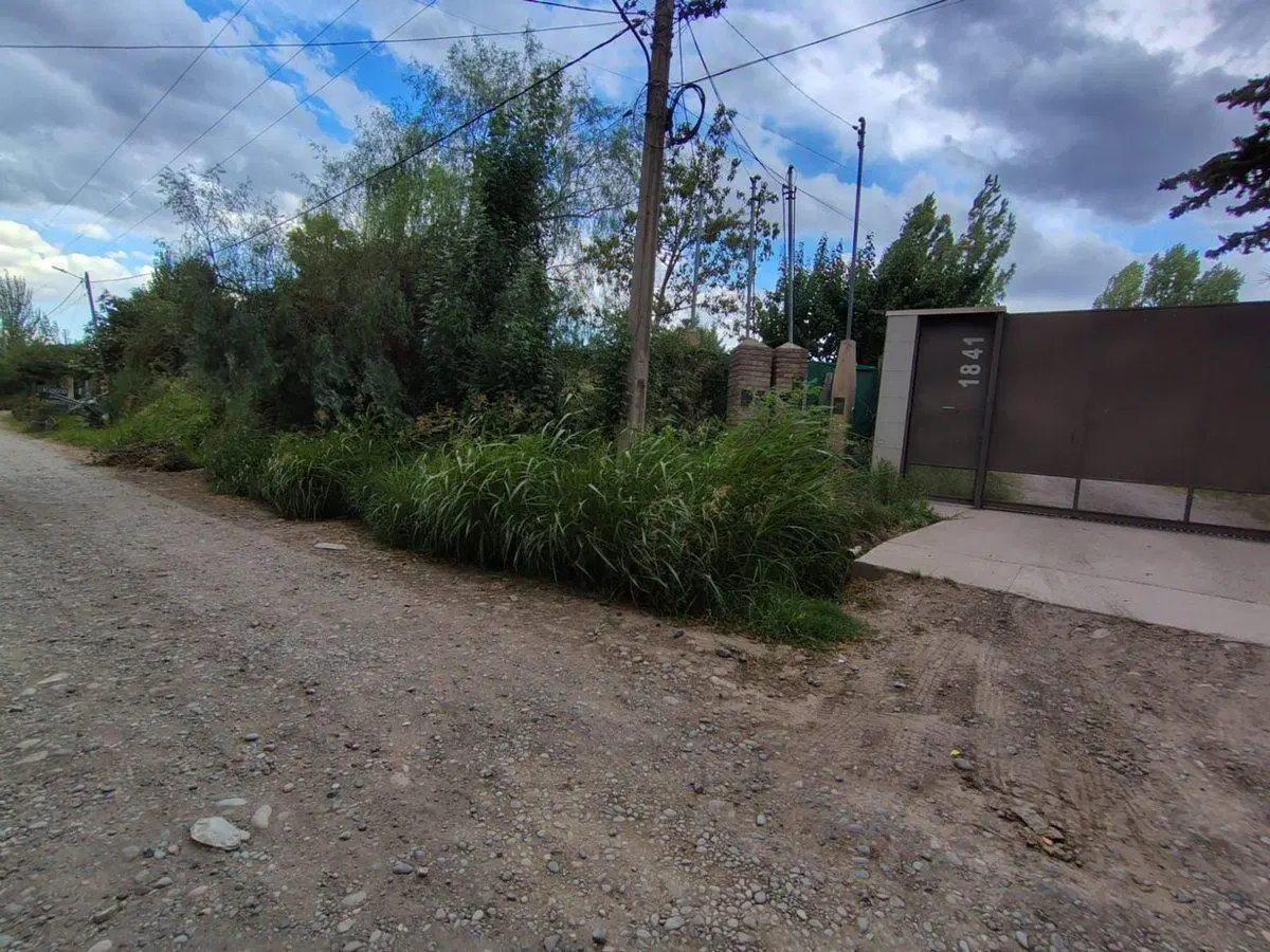 Se vende lote en Maipú, Mendoza 4
