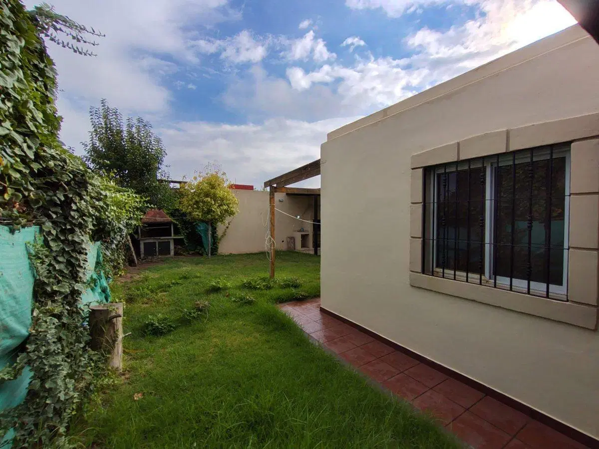 Se vende casa en Lujan De Cuyo, Mendoza 4