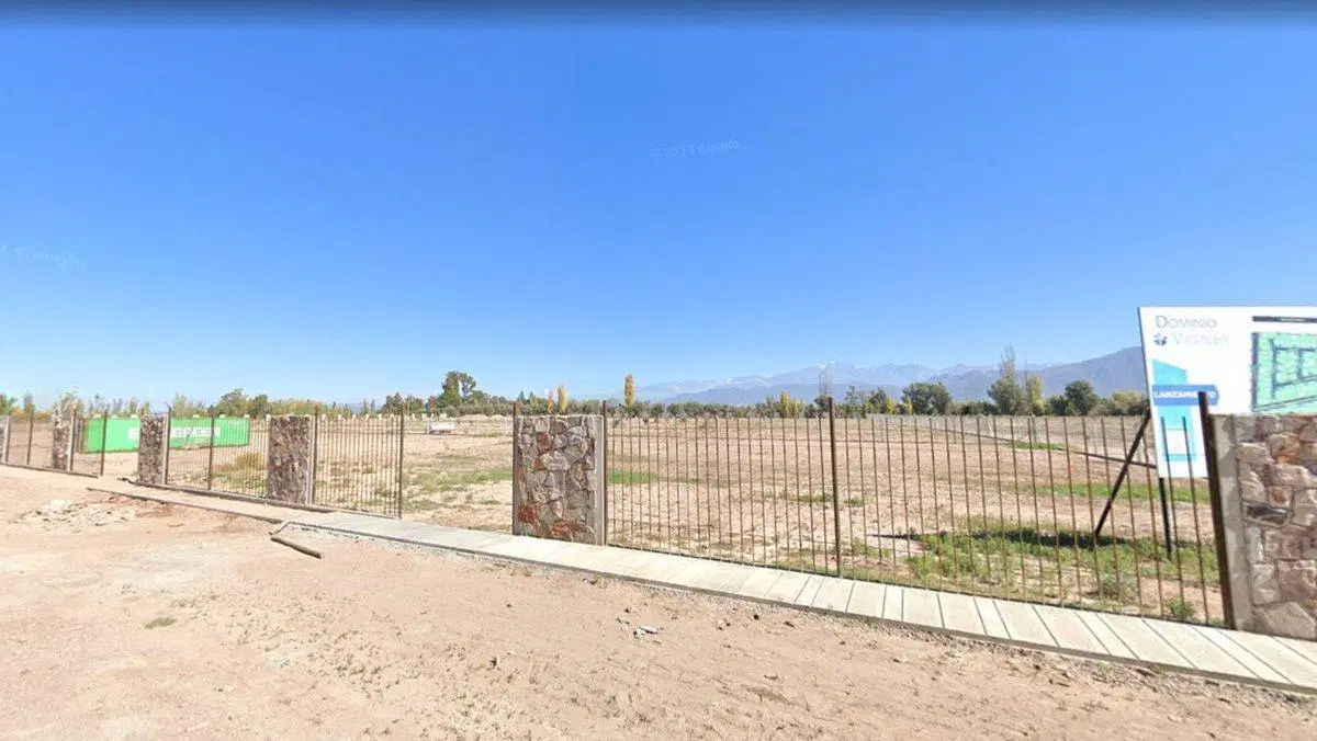 HERMOSO LOTE A LA VENTA EN BARRIO DOMINIO VISTALBA 4