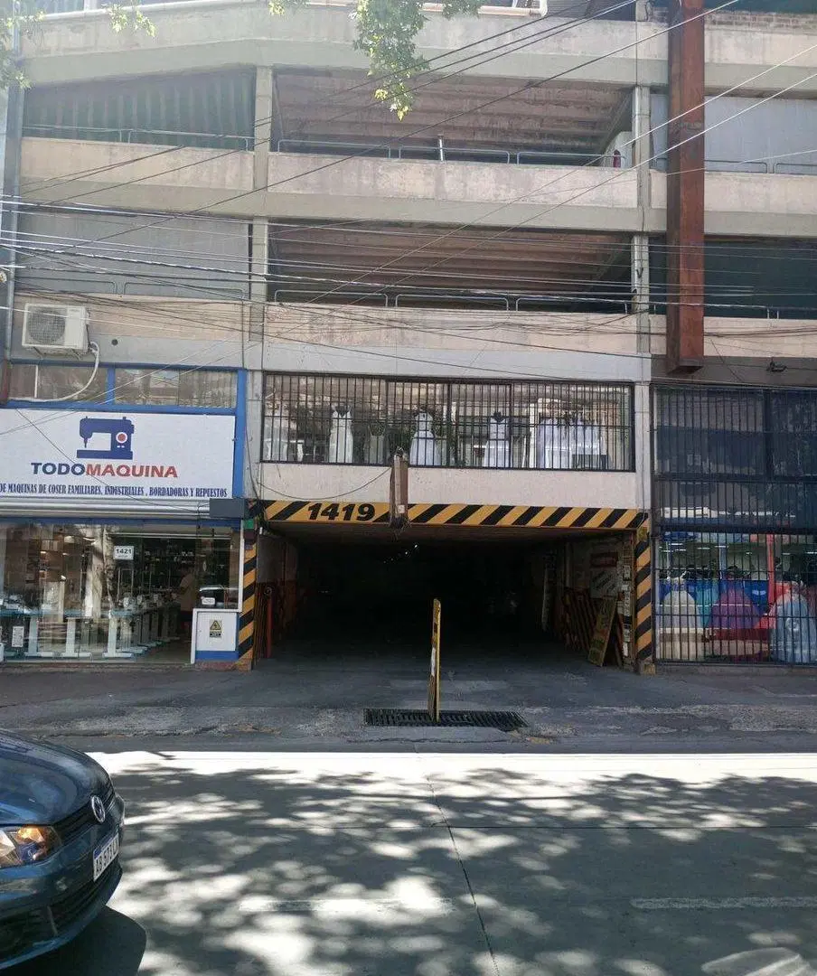 VENTA COCHERA CALLE RIOJA CIUDAD MENDOZA 3