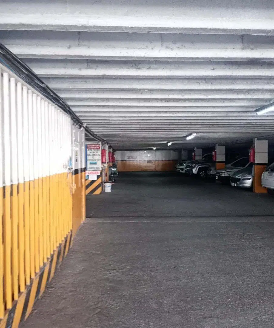 VENTA COCHERA CALLE RIOJA CIUDAD MENDOZA 5