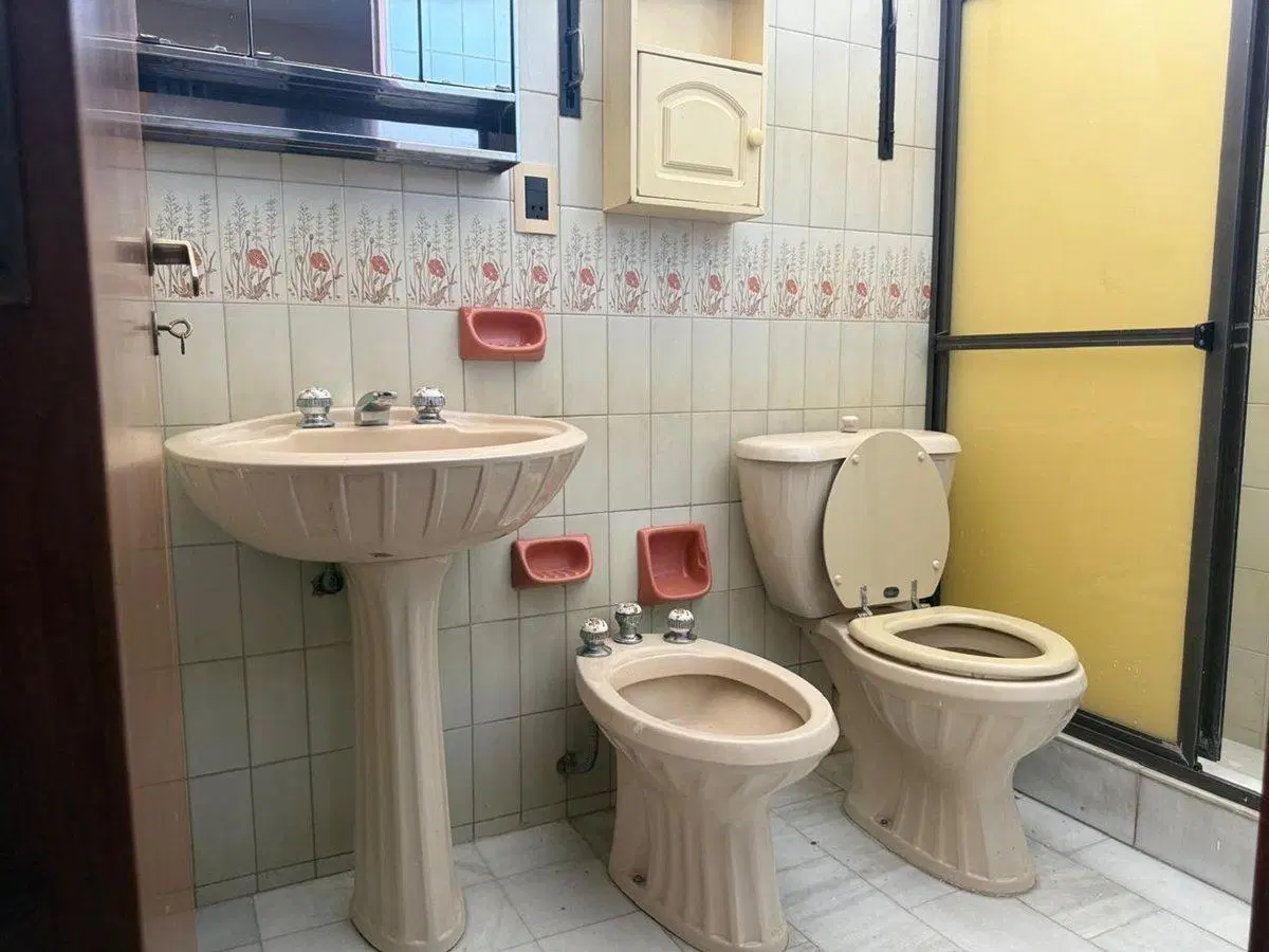 VENTA CASA CATEGORIA CUARTA OESTE 2