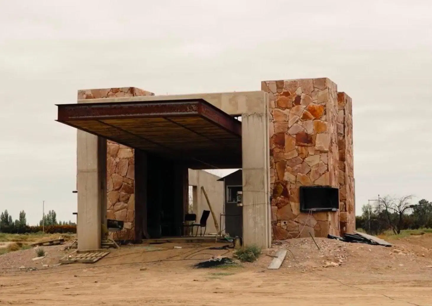 VENTA LOTE LUJAN  MENDOZA QVUATRO DEL PLATA 4