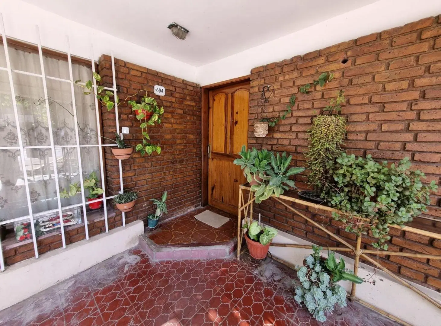 CASA EN VENTA GODOY CRUZ + LOCAL COMERCIAL 2