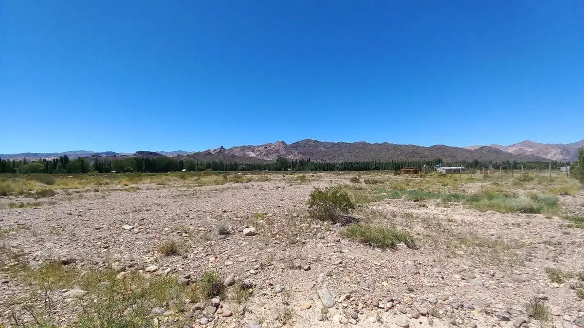 VENTA LOTE BARRIO TIERRA HUARPE USPALLATA MZA 2