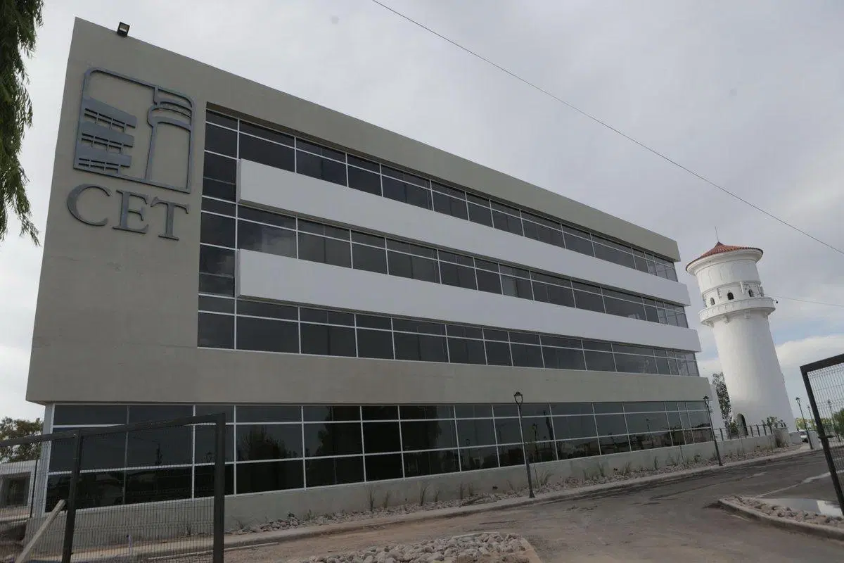 VENTA OFICINA MAIPU MENDOZA TORREON 3
