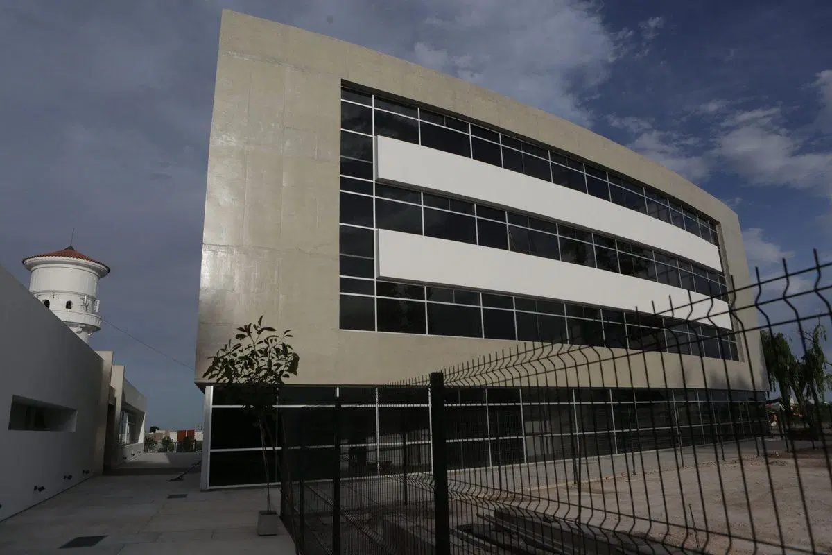 VENTA OFICINA MAIPU MENDOZA TORREON 5